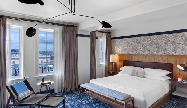Premier Monument King at Art Boutique Hotel Revival Baltimore w/Rooftop Dining in Baltimore