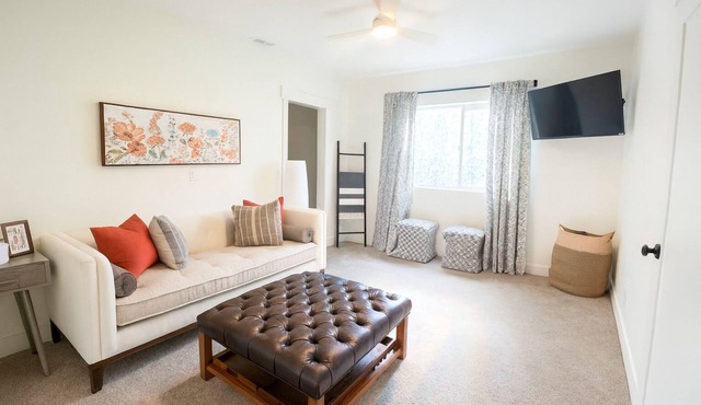 Private Walkout basement, Brand new, Quiet & Spacious in Cedar Hills