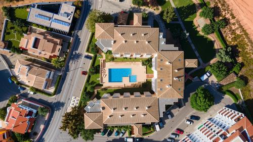 Quinta da Amoreira by the Pool one