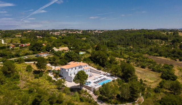 Quinta da Serra - Villa in Sintra with Heated Pool, Jacuzzi!