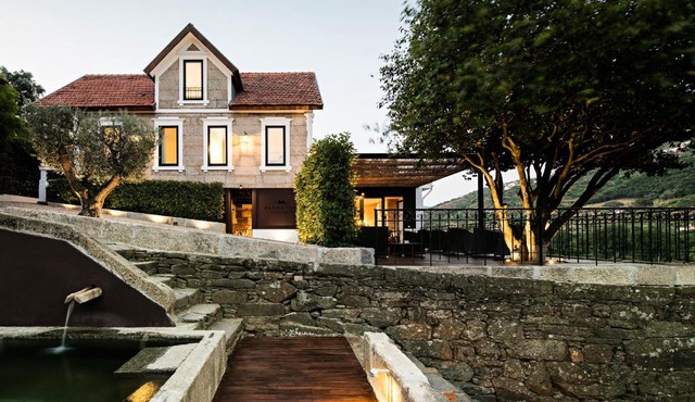 Quinta de S.Bernardo - Winery & Farmhouse