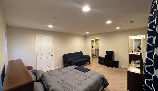 Restful Non-Shared Basement Suite In Harford MD in Bel Air