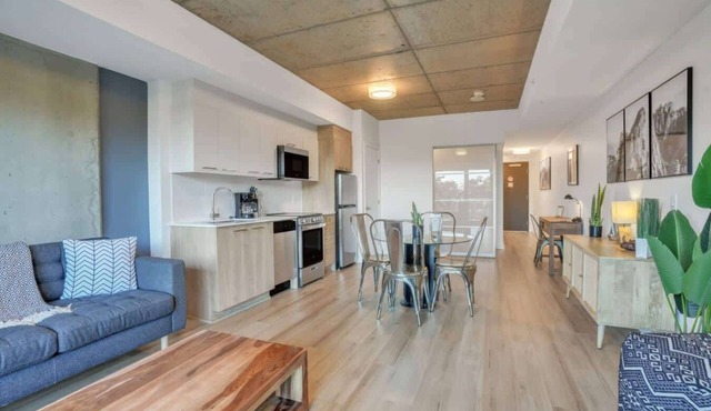 Robinson - Stylish 1-Bedroom Apartment in Sandy Hill, Ottawa (510) in Ottawa