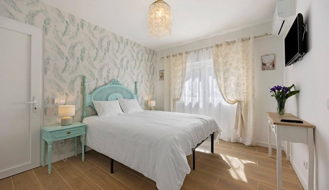 Room 'Refúgio - Standard' with Shared Pool, Wi-Fi and Air Conditioning