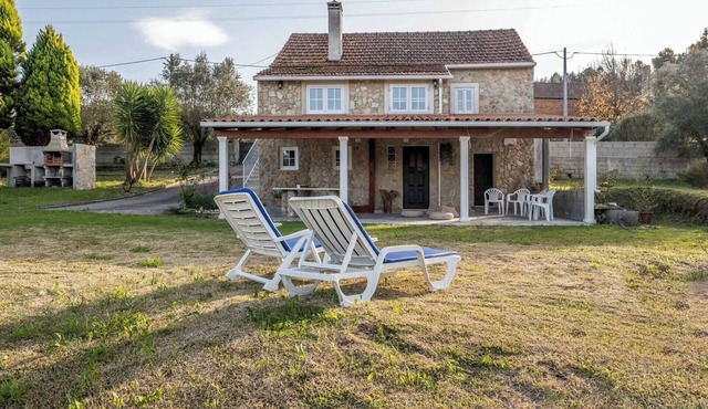 Rustic Adorable House in Old Village