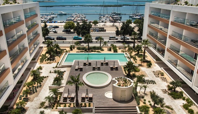 Sophistication in the Heart of the Marina