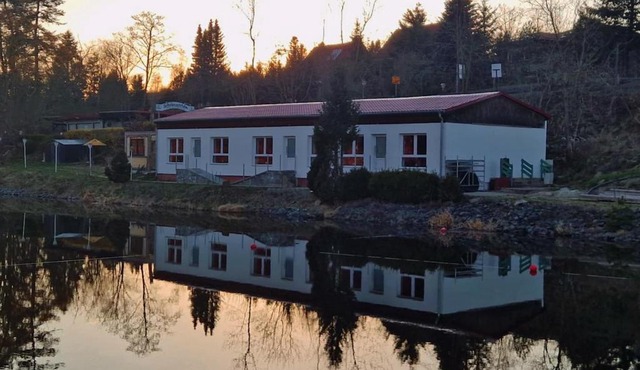 Spacious Lakeview Getaway in Harzgerode