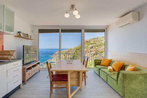 Studio SeaSky Tabua by Holiday Rental Madeira