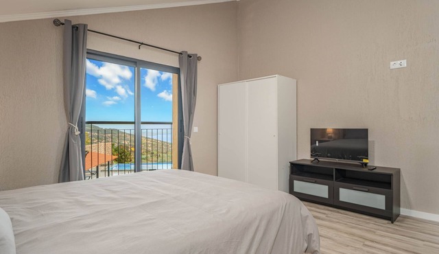 Suite 3 - Private Veranda with Ocean view