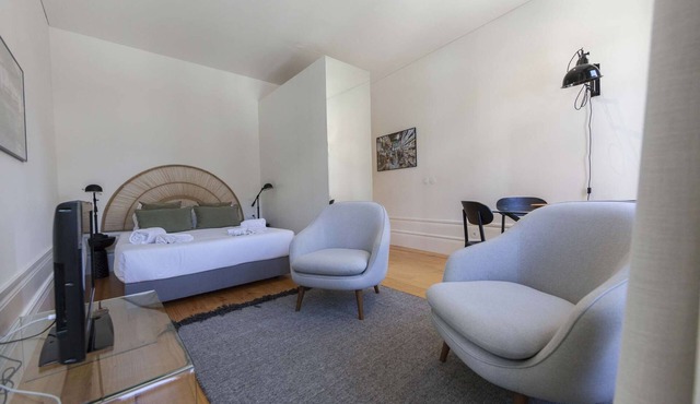 Suite with a view to the city, double bed and air conditioning