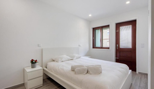 T4 Furadouro with sea view