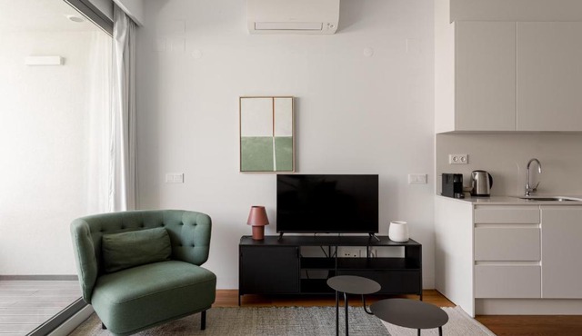 The Urban Oasis Elegant 2 Bedroom Duplex in Lisbon