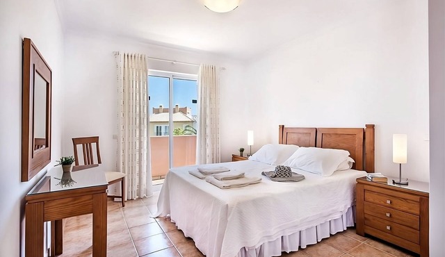 Ultimate Beach Getaway! Relaxing 3BR Townhouse with Kitchen, Patio, Garden View!