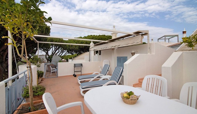 Villa 'Apfel' with Sea View, Wi-Fi and Air Conditioning