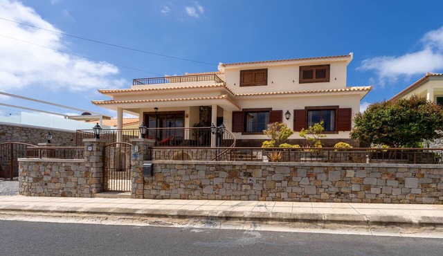Villa Areal II by YOUR KEY