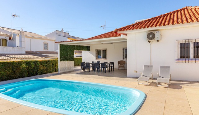 Villa Claramar: Private Pool, Wi-Fi and Air Conditioning in Albufeira