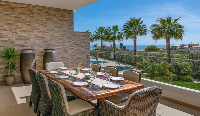 Villa Praia de Branson, with amazing Ocean views