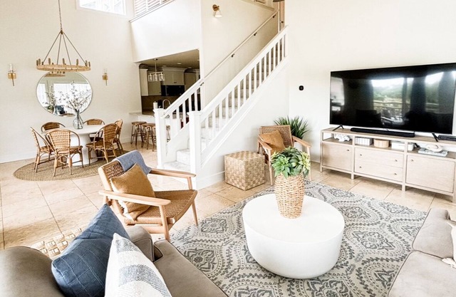 3BR/3BA Villa: Central A/C! Short Walk To Beach! in Koloa