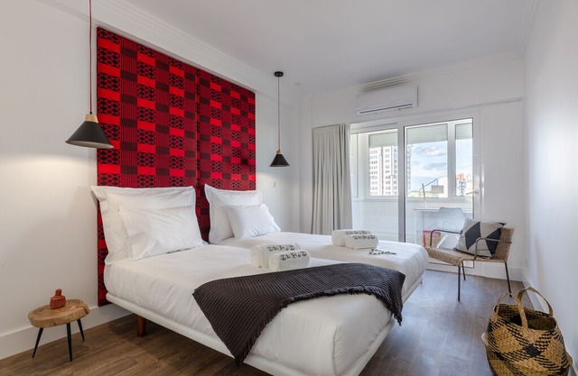 4BDR flat w/ unobstructed city views by ONDJO