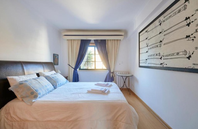 Apartamento junto NOVA&PRAIA Carcavelos II in Carcavelos