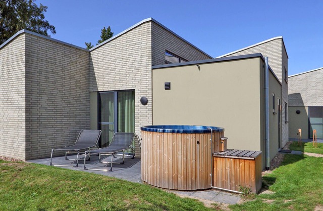 Gorgeous home in Lembruch/Dümmer See with sauna in Lembruch/Dümmer See