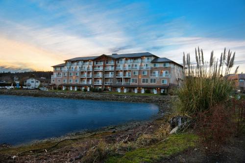 Oxford Suites Silverdale 