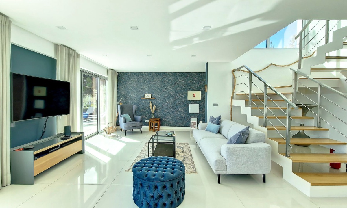 Canico House | Villa Madeira by LovelyStay