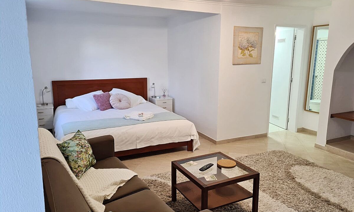 Caldas da Rainha Bed & Breakfast | Casa Das Margaridas