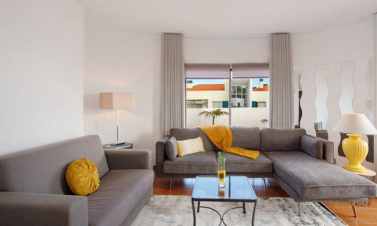 Garajau Apartment | Studio "Lolita with Terrace" – Sea View and Wi-Fi