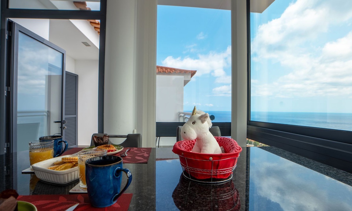 Canico Apartment | Penthouse Paradisus by LovelyStay