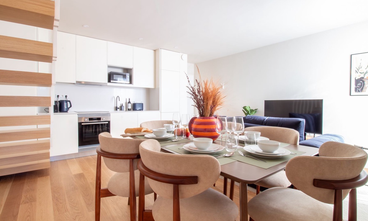 Uniao de Freguesias do Centro Apartment | Miguel Bombarda House - 402 by LovelyStay