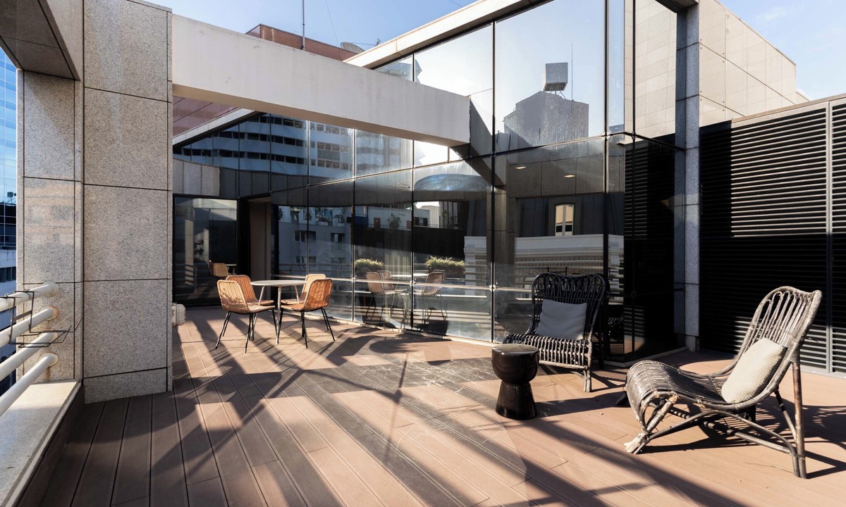 Santo Antonio Apartment | Limehome Lisbon Eca de Queiroz