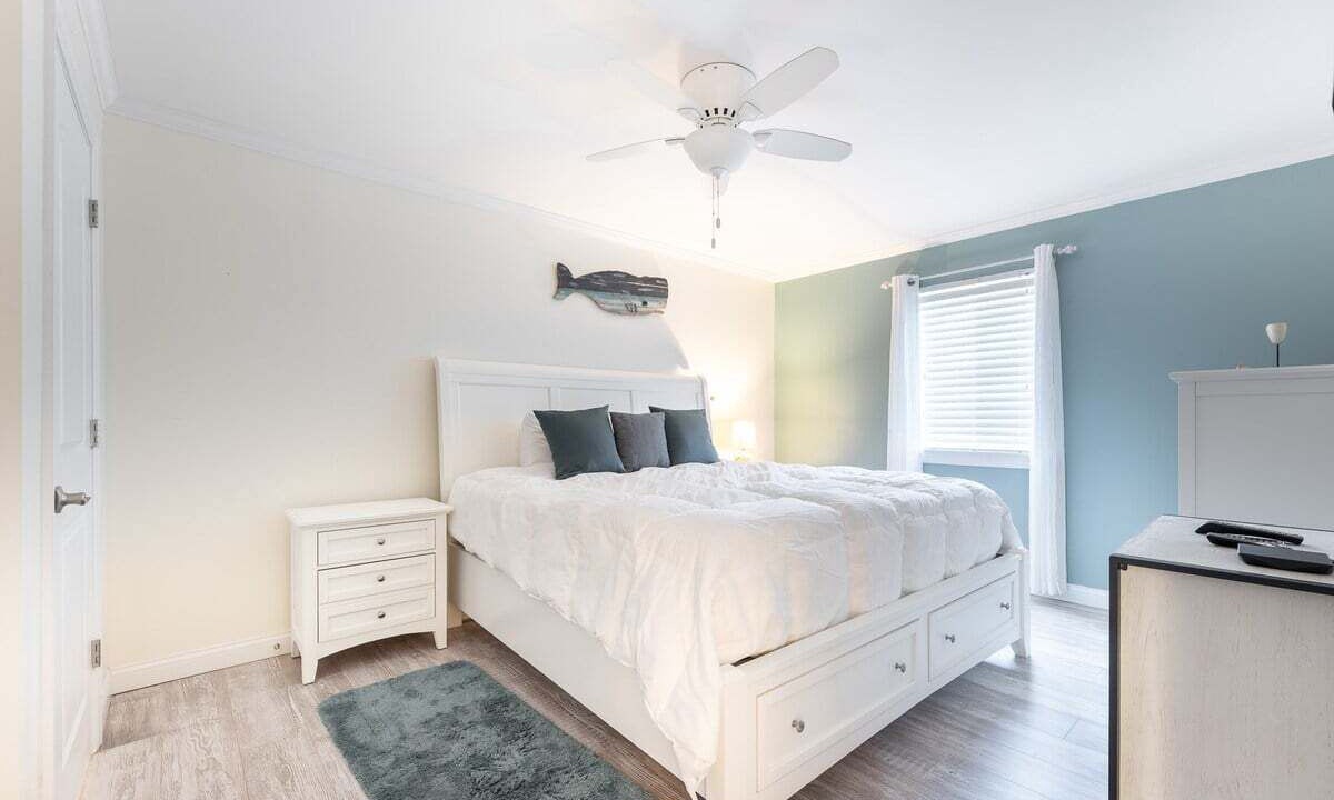 Demere Park Apartment | Ocean Walk Retreat | Heated Pool Condo Near St. Simons Village
