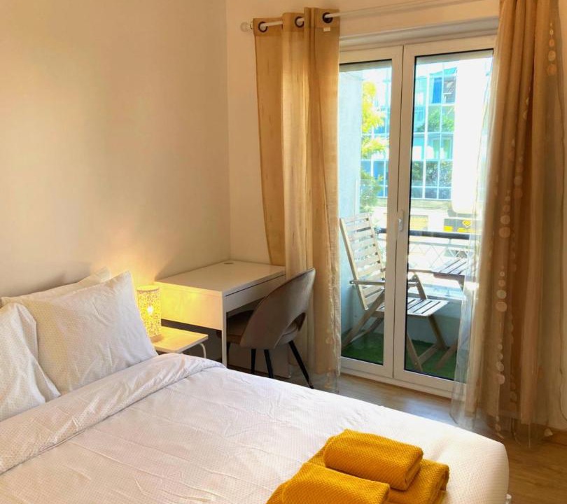 Mina House | Vista Central Amadora