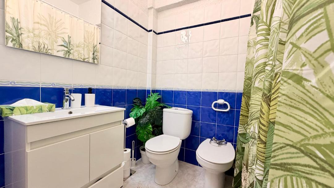 Praia de Santa Cruz Apartment | Refúgio na Praia de Santa Cruz- A poucos passos da praia, surf e restaurantes
