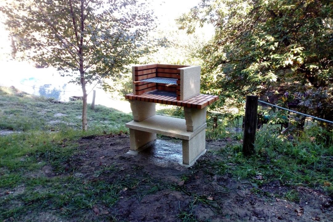 Parada de Bouro House | Casa com piscina privada e jacuzzi no Gerês