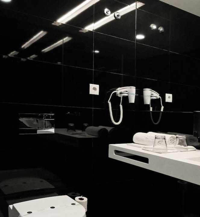 Photo of Bathroom in Fareja