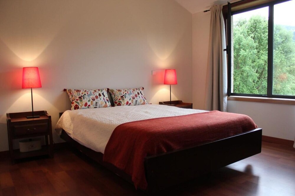 Photo of Bedroom in Pacos de Gaiolo