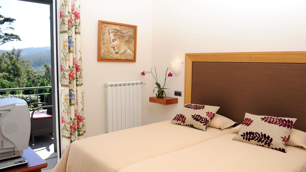 Photo of Bedroom in Santo da Serra
