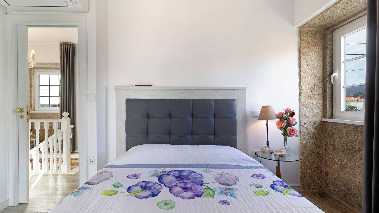 Photo of Bedroom in Viana do Castelo