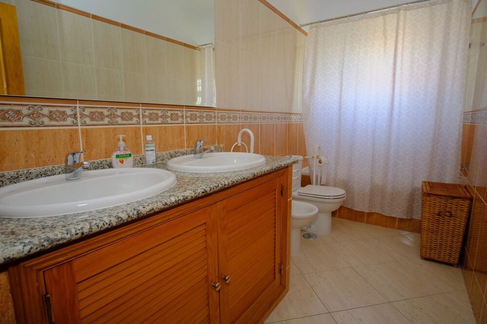 Photo of Bathroom in Albufeira