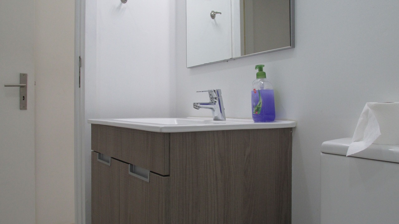 Photo of Bathroom in Corroios