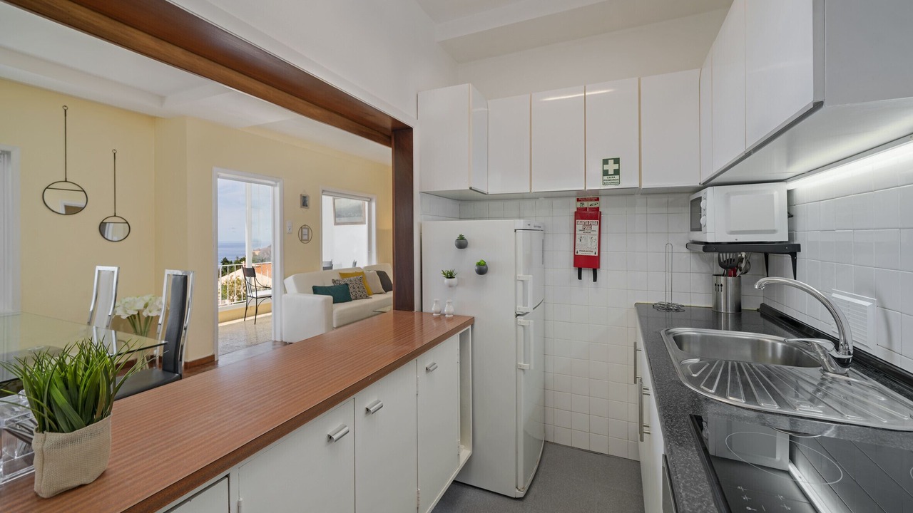 Photo of Kitchen in Garajau