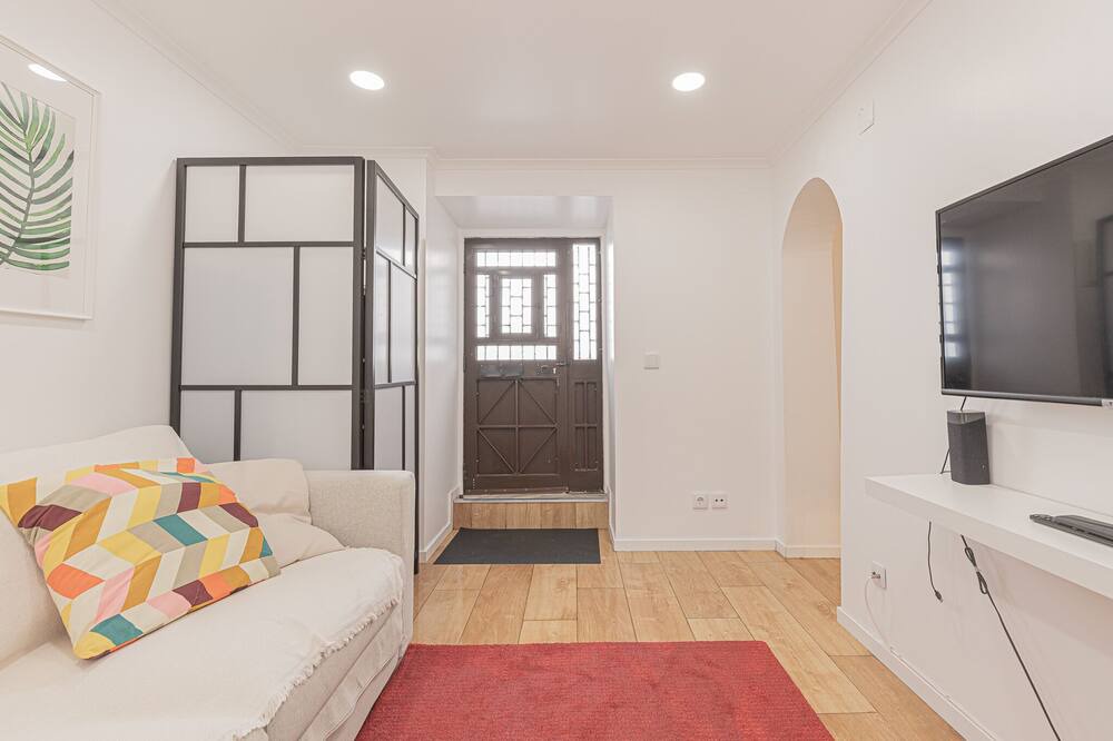 Photo of Bedroom in Linda-a-Velha