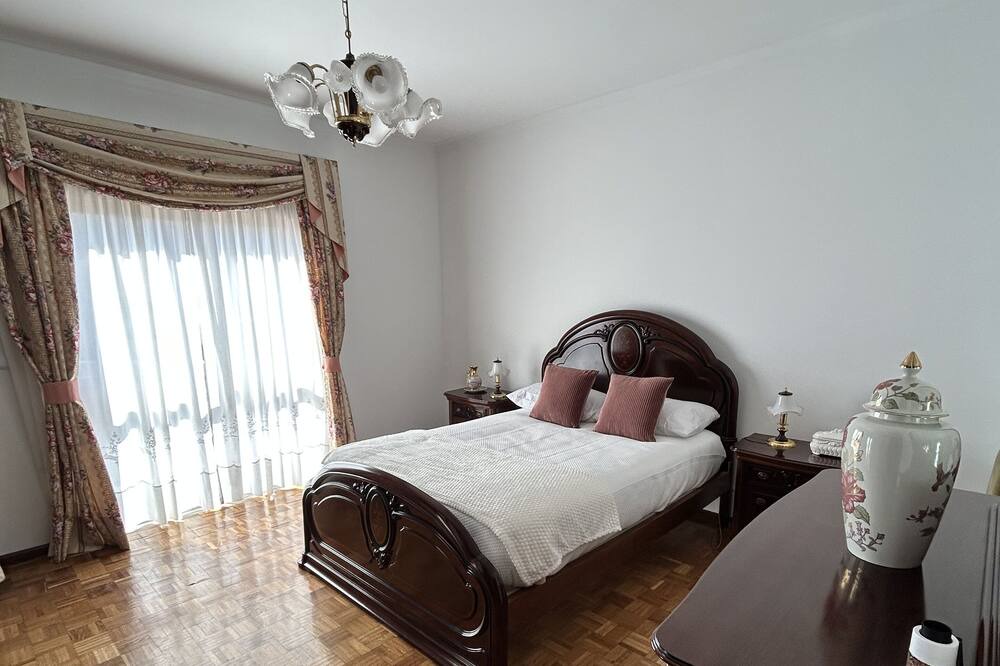 Photo of Bedroom in Lamego
