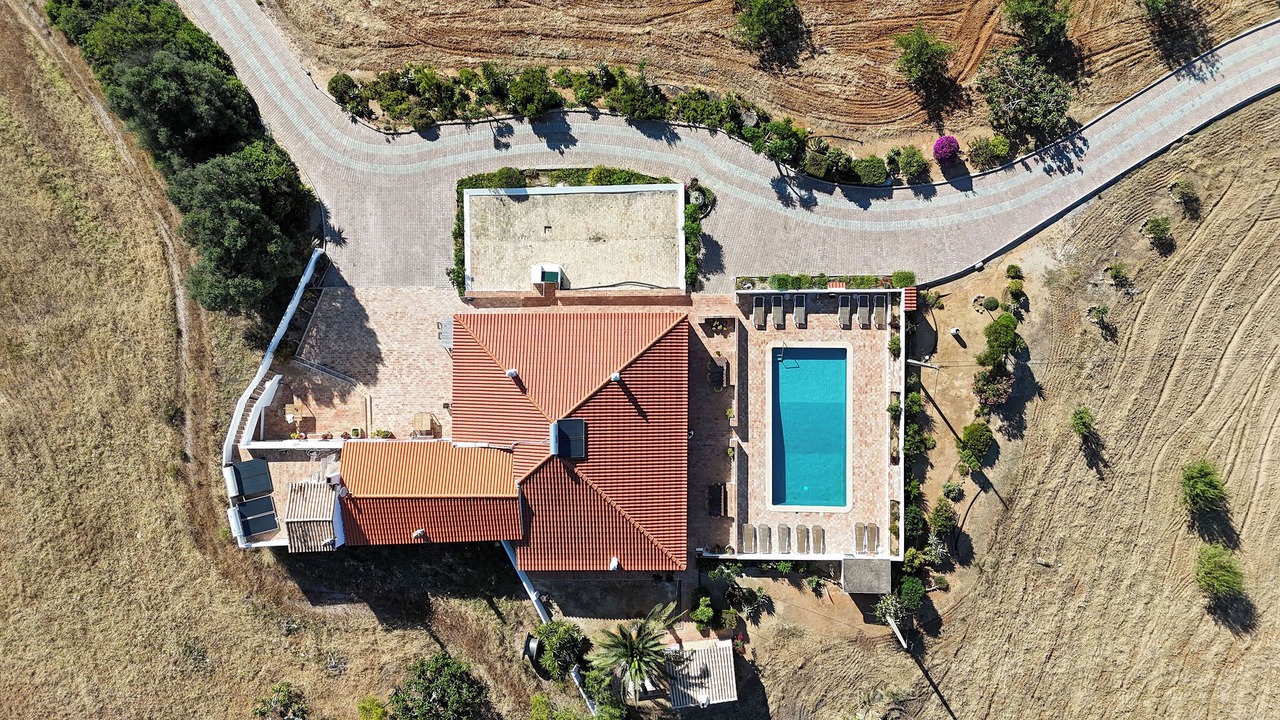 Photo of Outdoor in Guia