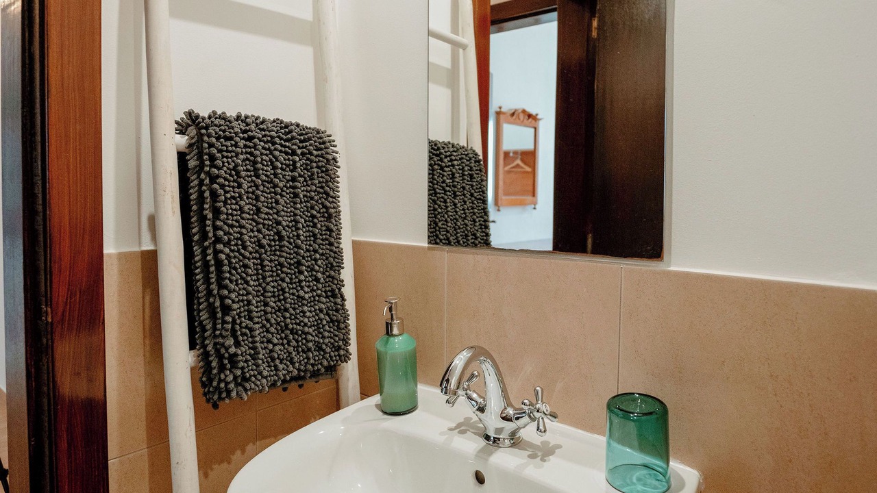 Photo of Bathroom in Guia