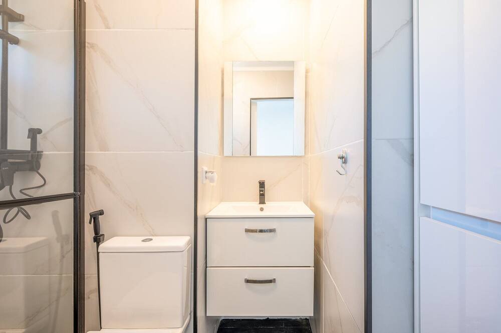 Photo of Bathroom in Olivais