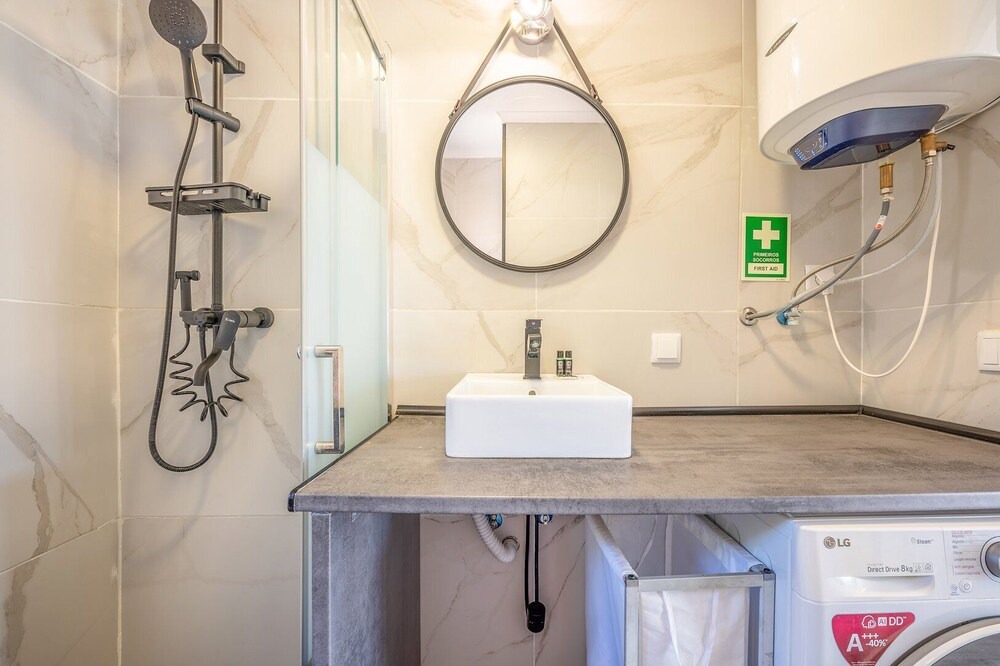 Photo of Bathroom in Olivais