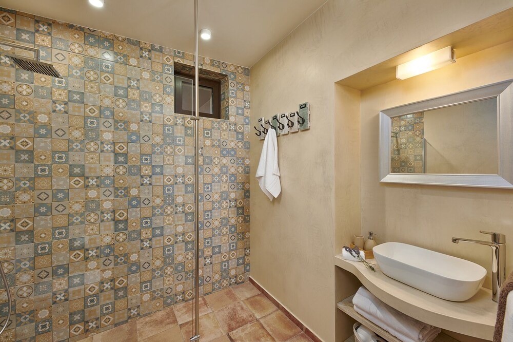 Photo of Bathroom in Moncarapacho e Fuseta